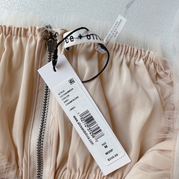 Alice+Olivia Ashlyn shirred crop top Sz M - Picture 11 of 12